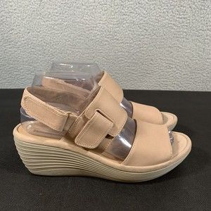 Clarks Reedly Breed Womens Size 7.5M Nude Nubuck Wedge Slingback Sandals Shoes